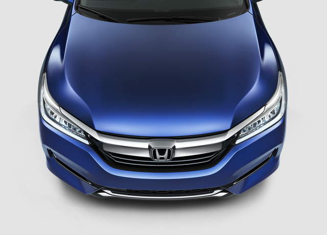 2017年式美規《Honda Accord Hybrid》不只變臉還小小漲了馬力 2017年式美規《Honda Accord Hybrid》不只變臉還小小漲了馬力