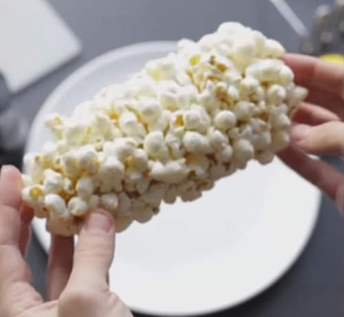 《懶人爆米花》保留整根玉米原型的爆米花也太可愛惹吧♥ 《懶人爆米花》保留整根玉米原型的爆米花也太可愛惹吧♥