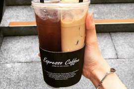 兩種口味一次滿足《首爾Coffee Zip雙享杯咖啡》現身 還有小熊咖啡冰塊萌走少女心♥ 兩種口味一次滿足《首爾Coffee Zip雙享杯咖啡》現身 還有小熊咖啡冰塊萌走少女心♥
