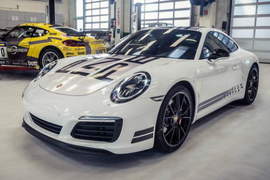 《Porsche 911 Carrera S Endurance Racing Edition》熱血妝點有殺氣 《Porsche 911 Carrera S Endurance Racing Edition》熱血妝點有殺氣