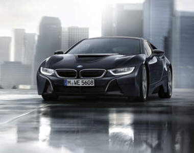 期間限定《BMW i8 Protonic Dark Silver Edition》巴黎秀新衣 期間限定《BMW i8 Protonic Dark Silver Edition》巴黎秀新衣