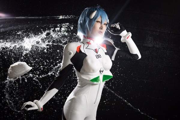 《Cosplay的理想與現實》原來水花是這樣來的(趴吐) 《Cosplay的理想與現實》原來水花是這樣來的(趴吐)