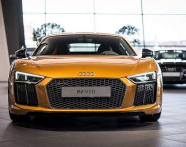 閃亮亮《Audi R8 V10 Plus》貴氣新衣德國展間上身 閃亮亮《Audi R8 V10 Plus》貴氣新衣德國展間上身