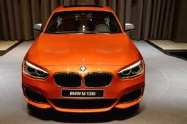 新衣上身《BMW M135i》性感曲線是不是更誘人呢? 新衣上身《BMW M135i》性感曲線是不是更誘人呢?