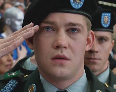 《比利林恩的中場戰事》新預告 李安11月帶男主角來台參加首映~ 《比利林恩的中場戰事》新預告 李安11月帶男主角來台參加首映~