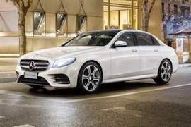 新世代《Mercedes-Benz E-Class L》這回可不只是長軸版喔 新世代《Mercedes-Benz E-Class L》這回可不只是長軸版喔