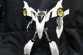 神改造《變形金剛四驅車》要是量產的話我絕對買一個…… 神改造《變形金剛四驅車》要是量產的話我絕對買一個……