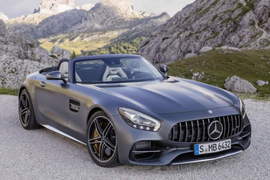 馬力547匹《Mercedes-AMG GT C Roadster》巴黎火辣上空秀 馬力547匹《Mercedes-AMG GT C Roadster》巴黎火辣上空秀