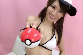AV女優香西咲《Pokemon Go女訓練師Cosplay》我馬上自願被收服…… AV女優香西咲《Pokemon Go女訓練師Cosplay》我馬上自願被收服……