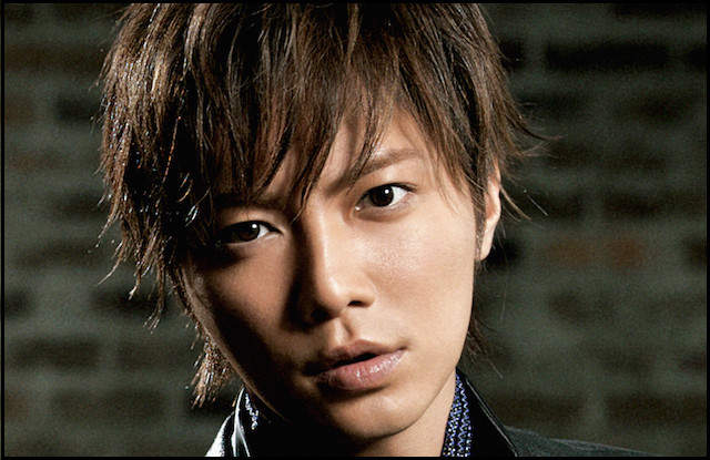 悲報《成宮寛貴退出演藝圈》遭設局陷入性向疑雲與吸毒風波　再也無法忍受…