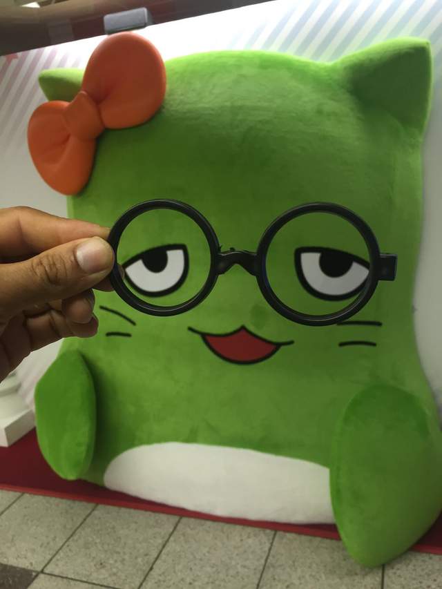 眼鏡控出動啦《幫偶像大師灰姑娘女孩們戴眼鏡》這種眼鏡的美感也很棒呢