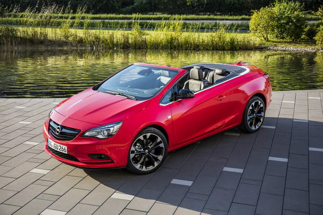 巴黎首演《Opel Cascada Supreme》上空尤物更有型 巴黎首演《Opel Cascada Supreme》上空尤物更有型