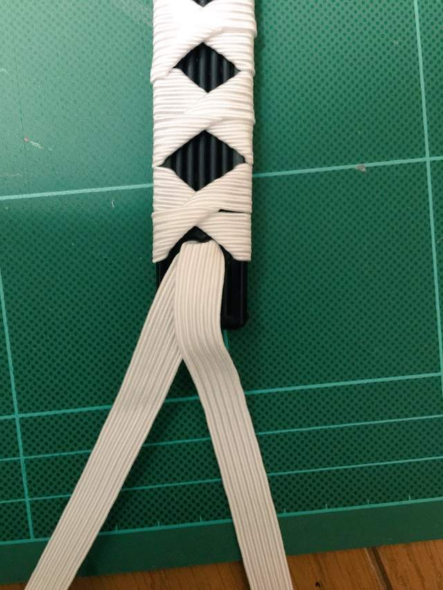 实用道具教学《日本刀风格扇柄制作法》握起来太舒服会不会想砍人? - 图片13 实用道具教学《日本刀风格扇柄制作法》握起来太舒服会不会想砍人?