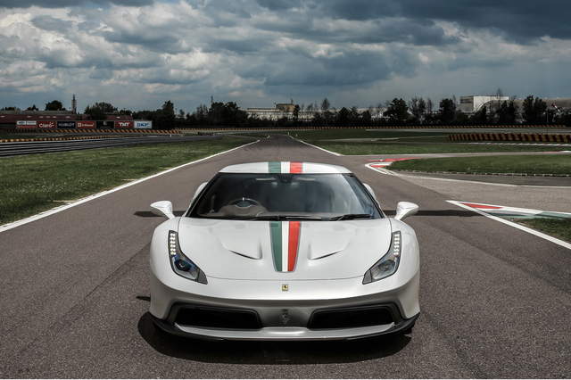 獨一無二《Ferrari 458 MM Speciale》夢幻白馬超有型 獨一無二《Ferrari 458 MM Speciale》夢幻白馬超有型