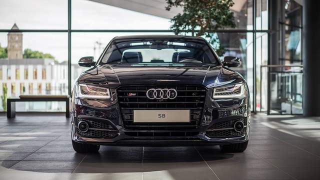 馬力605匹《Audi S8 Plus》碳黑新衣上身超殺氣 馬力605匹《Audi S8 Plus》碳黑新衣上身超殺氣
