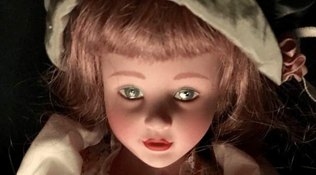 【閱覽注意】《直播中的鬼娃娃》你看的我心裡發寒...... 【閱覽注意】《直播中的鬼娃娃》你看的我心裡發寒......