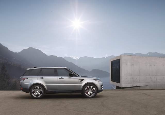 2017年式《Land Rover Range Rover Sport》入門柴力到位 2017年式《Land Rover Range Rover Sport》入門柴力到位