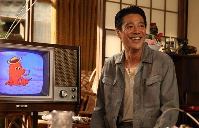 日本新推《復古液晶電視》有如回到昭和時代的假映像管電視機