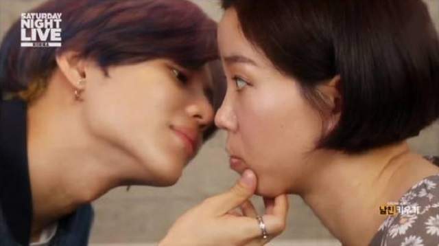 少女太寂寞自創《妄想男友》安慰心靈同時眼淚就這麼滴下了......