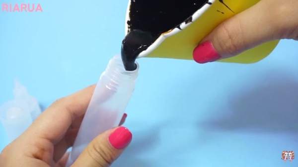 韩妞教你如何《DIY染眉胶》不用花大钱也能摆脱无眉道长 - 图片10 韩妞教你如何《DIY染眉胶》不用花大钱也能摆脱无眉道长