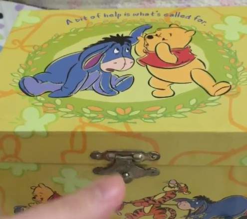  《爆走NG音樂盒》可愛的小熊維尼音樂盒打開飛走是哪招？