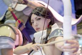 《真人版法蘭吉絲》角色扮演這樣的乳量還原就對惹 《真人版法蘭吉絲》角色扮演這樣的乳量還原就對惹