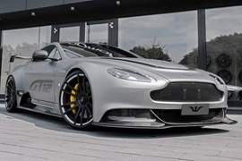 Wheelsandmore出手《Aston Martin Vantage GT12》限量超跑穿新鞋 Wheelsandmore出手《Aston Martin Vantage GT12》限量超跑穿新鞋