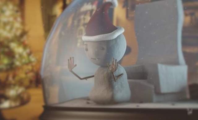 網友自製《百貨公司聖誕廣告》因為太讚大家都信以為真了w