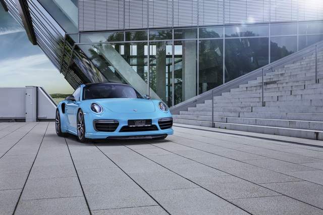 TechArt改造《Porsche 911 Turbo S》到底車車身手如何呢？