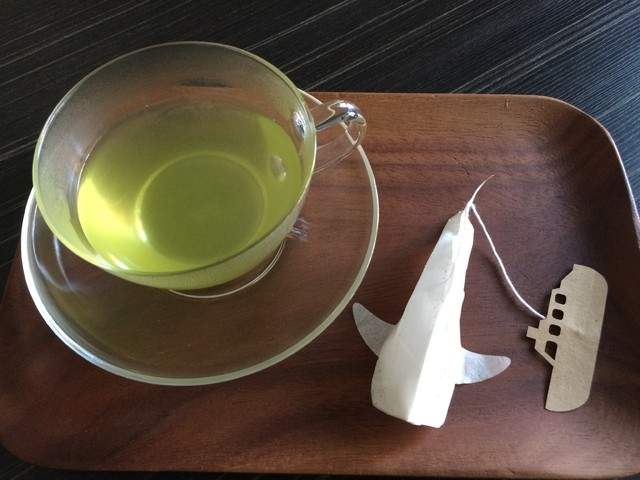 《会流血的鲨鱼茶包》等等我不敢喝血阿...... - 图片12 《会流血的鲨鱼茶包》等等我不敢喝血阿......