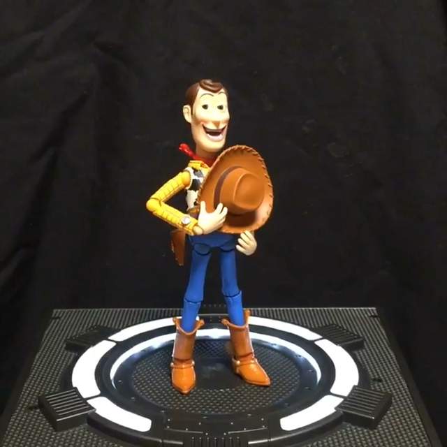 神帥氣《模型展示升降台》不管什麼樣的模型都能帥氣登場