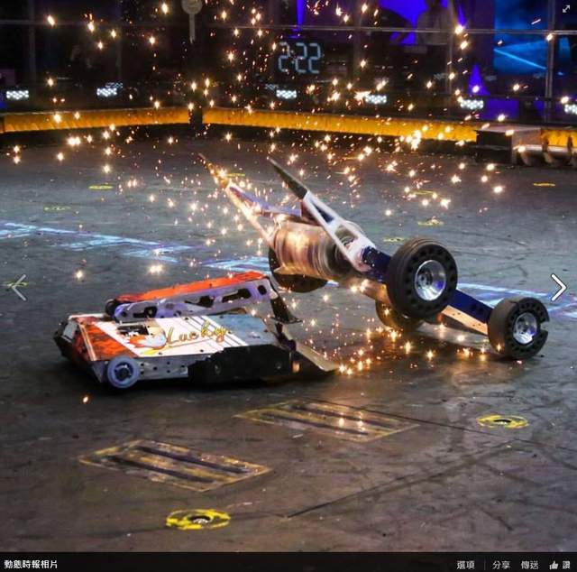 《BattleBots》機器人大擂臺男人就愛金屬與金屬的碰撞〝啪啪啪〞 《BattleBots》機器人大擂臺男人就愛金屬與金屬的碰撞〝啪啪啪〞
