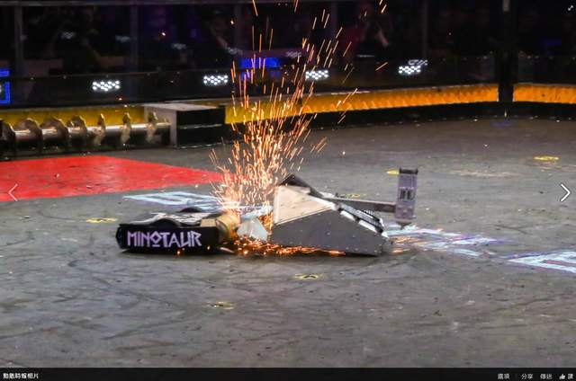 《BattleBots》机器人大擂台男人就爱金属与金属的碰撞〝啪啪啪〞 - 图片5 《BattleBots》机器人大擂台男人就爱金属与金属的碰撞〝啪啪啪〞
