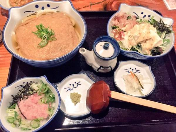 日本萌推《貓食器定食》喵星人佔據餐桌麵吃起來也更美味♥ 日本萌推《貓食器定食》喵星人佔據餐桌麵吃起來也更美味♥