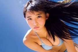 《天才麻將少女淺川梨奈》含乳量高的演員找她就對惹 《天才麻將少女淺川梨奈》含乳量高的演員找她就對惹