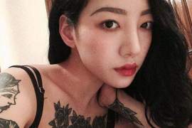 《韓國美女刺青師NINI》不管是作品還是人都有一種空靈系的美感 《韓國美女刺青師NINI》不管是作品還是人都有一種空靈系的美感