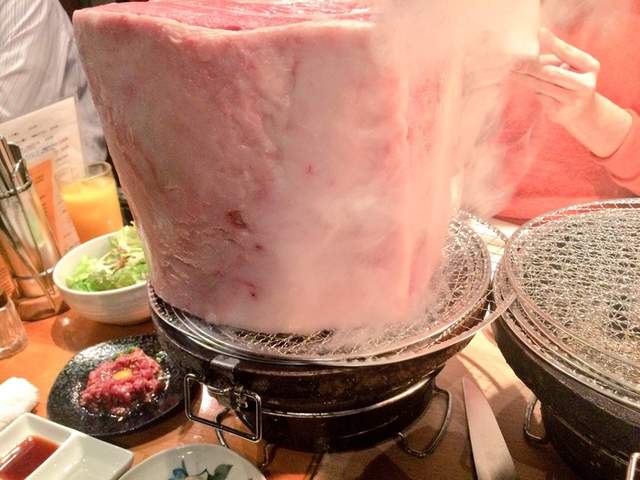 空腹注意《終極的燒肉烤法》肉還沒熟就已經看飽惹吧(⊙_⊙) 空腹注意《終極的燒肉烤法》肉還沒熟就已經看飽惹吧(⊙_⊙)