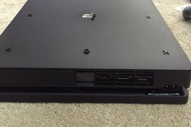 有圖有真相《PS4 Slim》輕薄新型機造型曝光!? 有圖有真相《PS4 Slim》輕薄新型機造型曝光!?