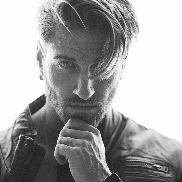 帅男模密招《跟猫大人一起健身》迷妹表示举我也可以唷(๑´ڡ`๑) - 图片5 帅男模密招《跟猫大人一起健身》迷妹表示举我也可以唷(๑´ڡ`๑)