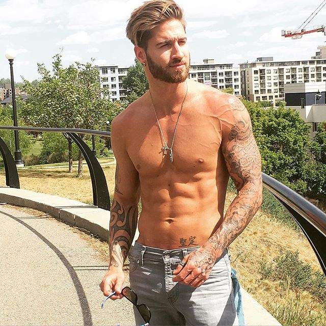 帅男模密招《跟猫大人一起健身》迷妹表示举我也可以唷(๑´ڡ`๑) - 图片25 帅男模密招《跟猫大人一起健身》迷妹表示举我也可以唷(๑´ڡ`๑)