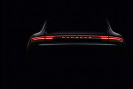 新世代《Porsche Panamera》先秀屁屁給大家幻想一下 新世代《Porsche Panamera》先秀屁屁給大家幻想一下