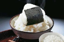 《搞笑漫畫都是真的》飯糰、清粥拿來配白米飯一樣超美味 《搞笑漫畫都是真的》飯糰、清粥拿來配白米飯一樣超美味