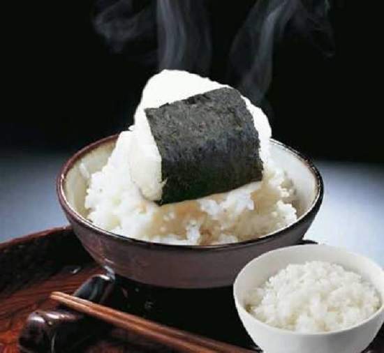 《搞笑漫畫都是真的》飯糰、清粥拿來配白米飯一樣超美味 《搞笑漫畫都是真的》飯糰、清粥拿來配白米飯一樣超美味