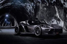 限量5部《KTM X-Bow GT Black Edition》馬力上看320匹 限量5部《KTM X-Bow GT Black Edition》馬力上看320匹