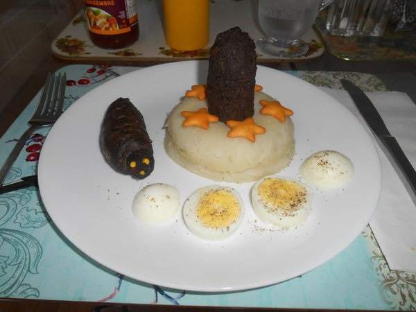 《老爸的搞怪午餐》謎一般的料理才能散發著古怪魅力 《老爸的搞怪午餐》謎一般的料理才能散發著古怪魅力