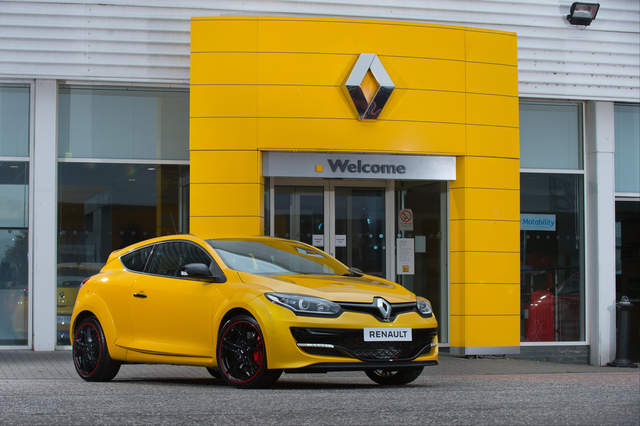 三代目《Renault Megane R.S.》最後一輛車車在這裡 三代目《Renault Megane R.S.》最後一輛車車在這裡