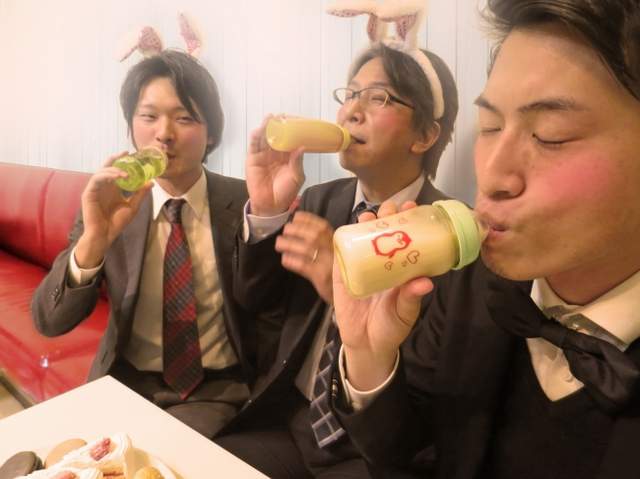 上班族專用《奶瓶咖啡廳》讓你回憶嬰兒時期的另類療癒空間♪ 上班族專用《奶瓶咖啡廳》讓你回憶嬰兒時期的另類療癒空間♪