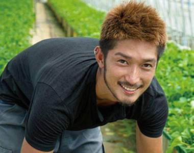 《日本型男農夫月曆》種草莓也可以這麼有型嘛? 《日本型男農夫月曆》種草莓也可以這麼有型嘛?