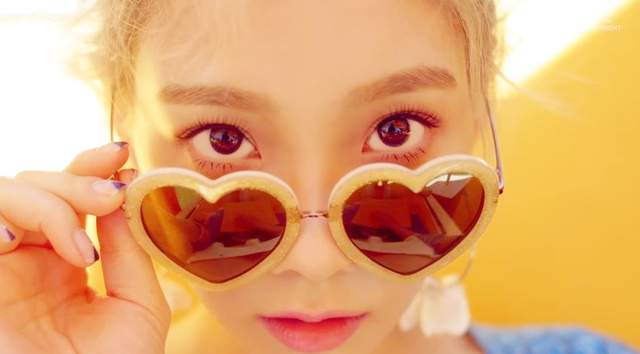 無法否認的《女性照鏡子行為》只要看到鏡子都會忍不住瞄一下