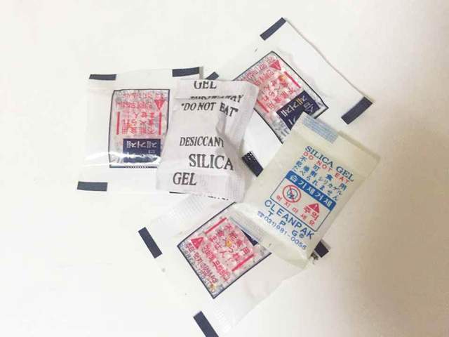 《餅乾乾燥劑再利用》除了丟掉外還有什麼可用之處? 《餅乾乾燥劑再利用》除了丟掉外還有什麼可用之處?